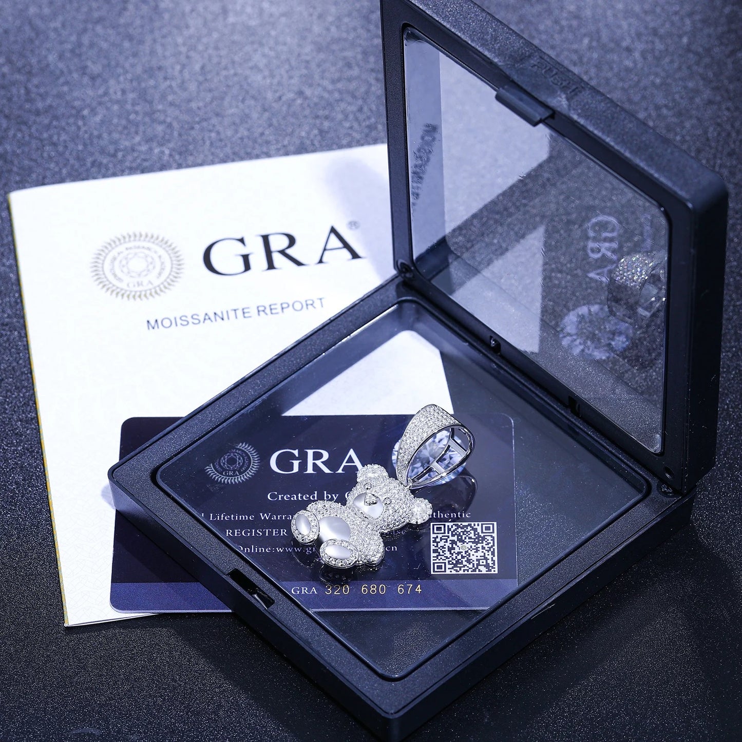 Pendentif ours en peluche avec diamants moissanite