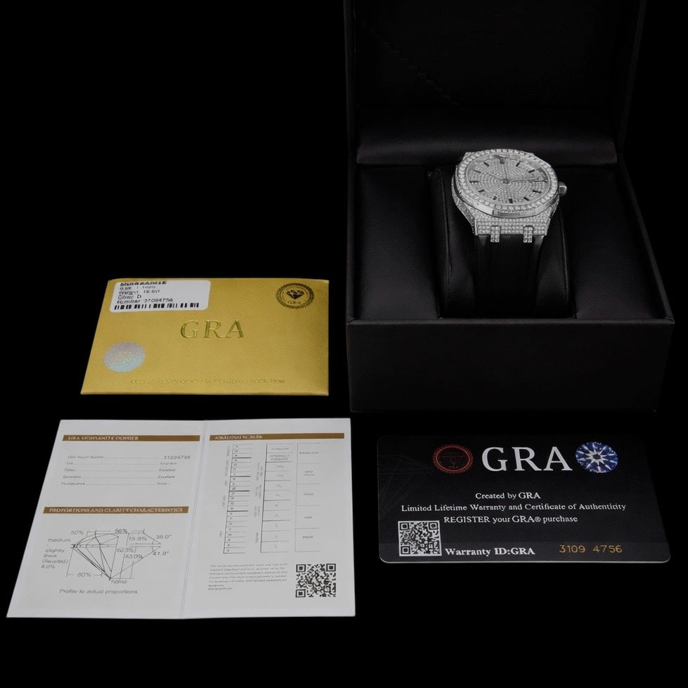 Royal Majestic Baton 42mm – Moissanite Watch