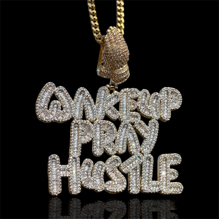 Wake up, Pray, Hustle Pendentif