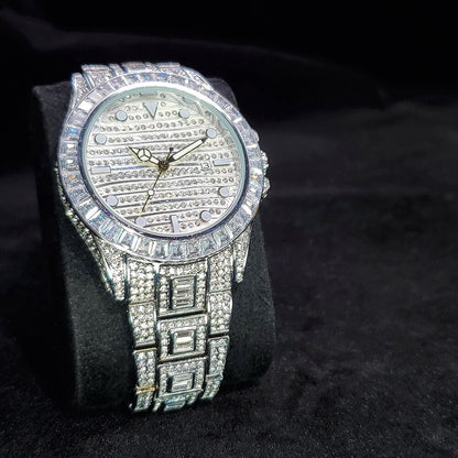 Fully Iced Out GMT Master Baguette horloge