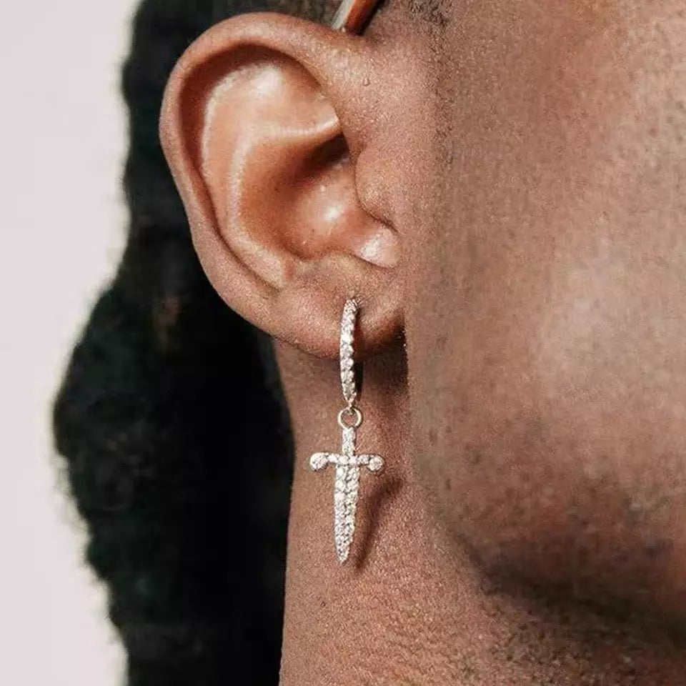 Boucles d'oreilles poignard Iced Out