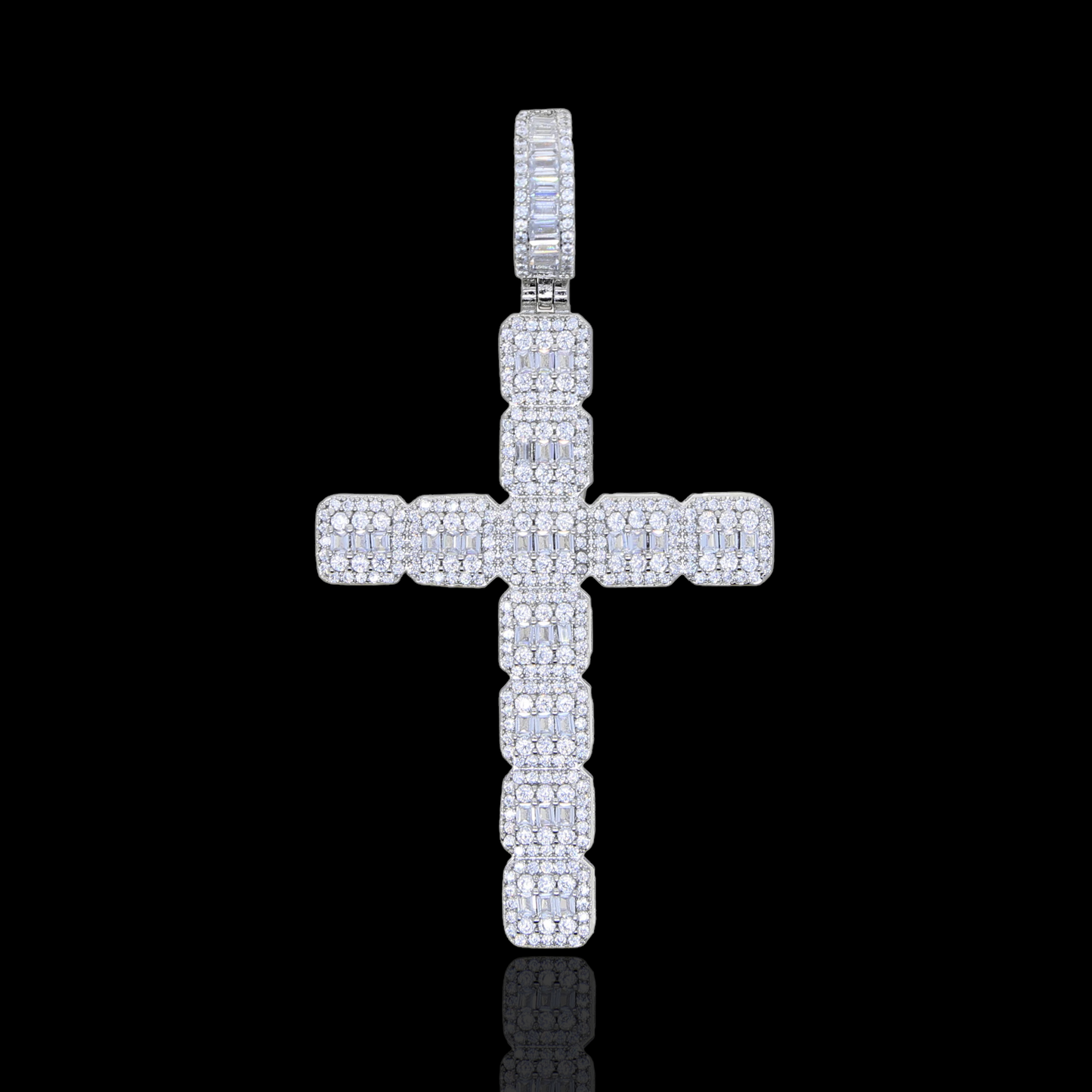 Clustered Baguette Kruis Hanger