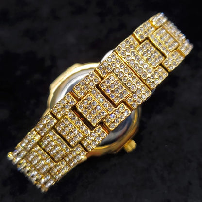 Montre Master Entièrement Glacée Plaquée Or