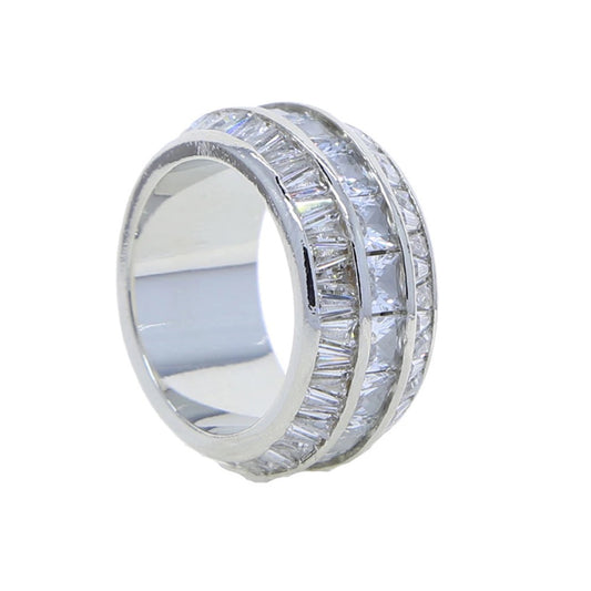 Bague d'éternité diamant taille baguette