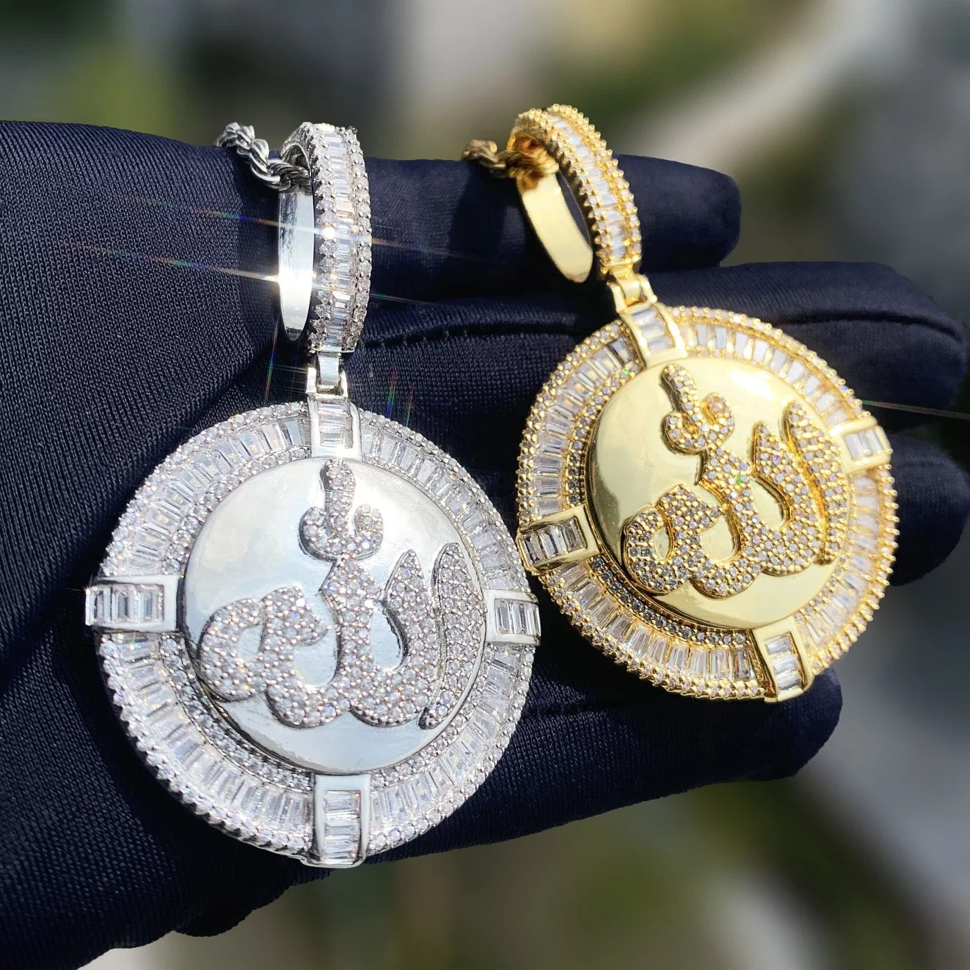 Allah Medallion hanger
