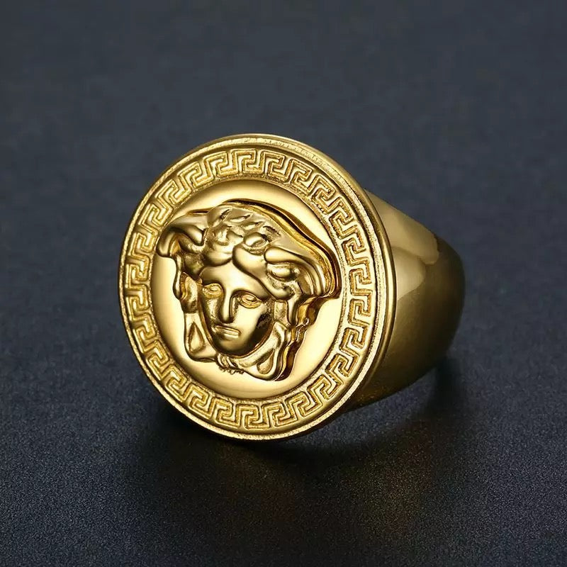 Gold Plated Ronde Medusa Ring